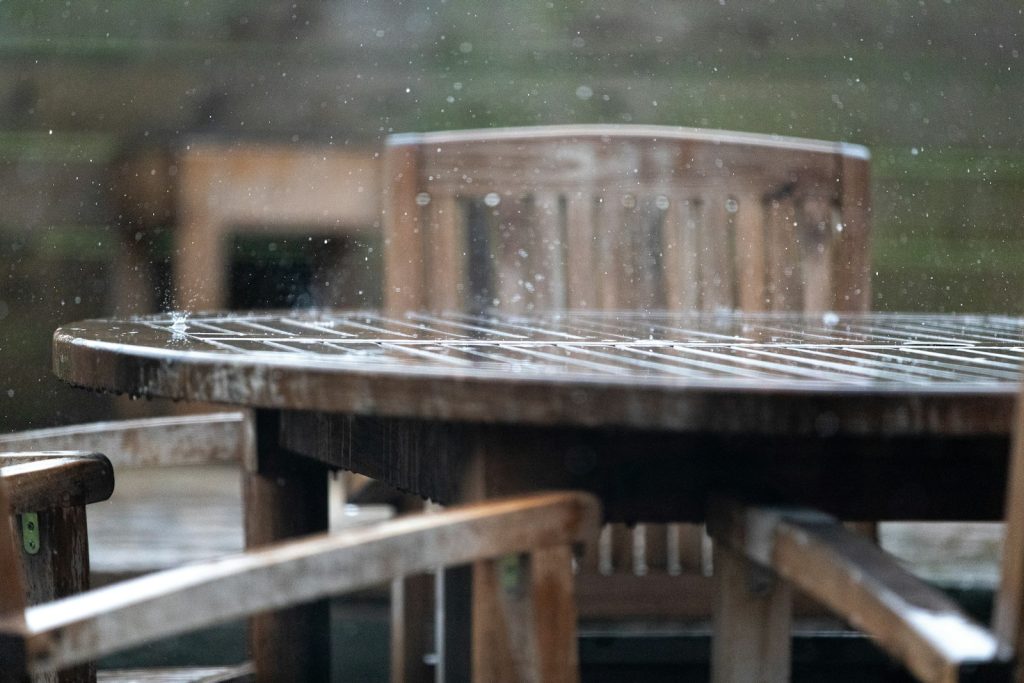 Teak Furniture Design Trends: Japandi and Coastal