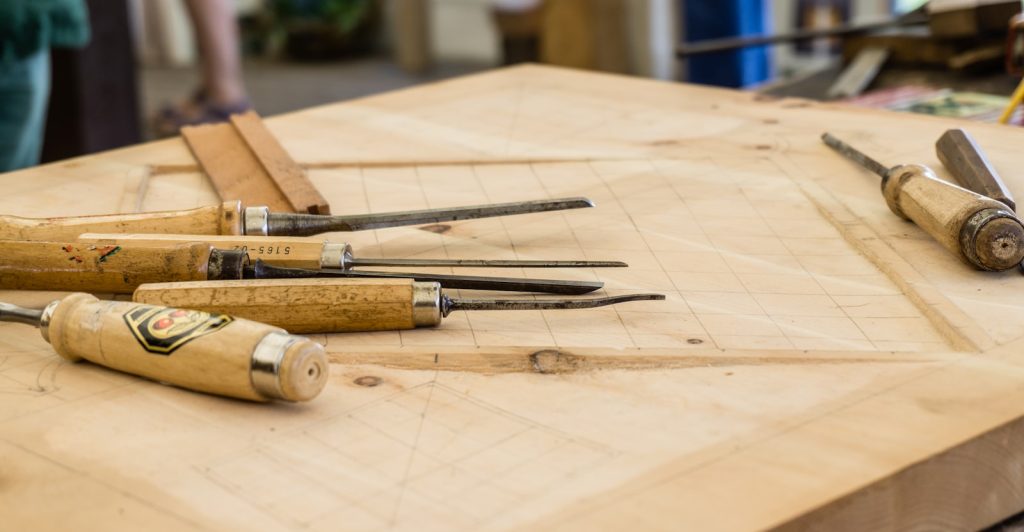 Teak Furniture Payment Terms: TT vs LC Explained